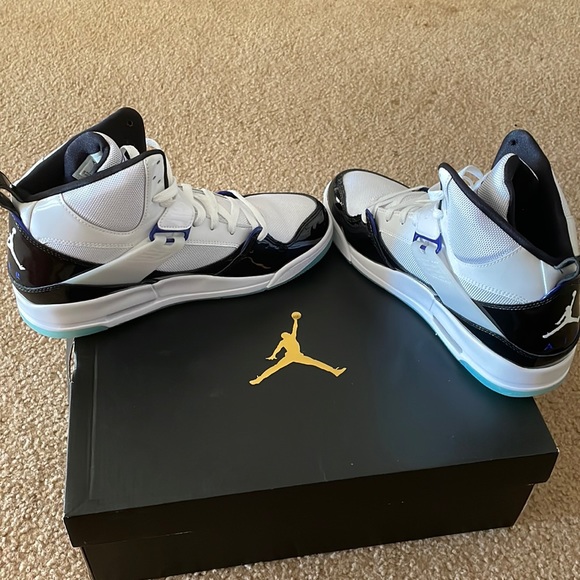 Brand new, Authentic Air Jordan Jordan Flight 45 High Concord size 9.5 - Picture 3 of 8
